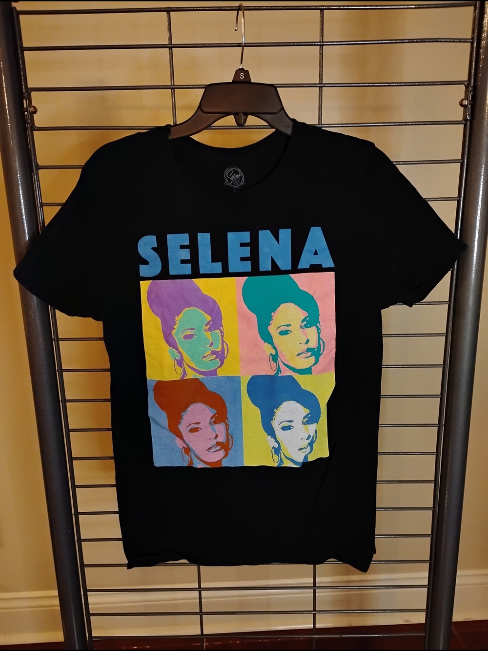 Official Selena Black Pop-Art Graphic Tee Womens Short Sleeve T-Shirt Portrait